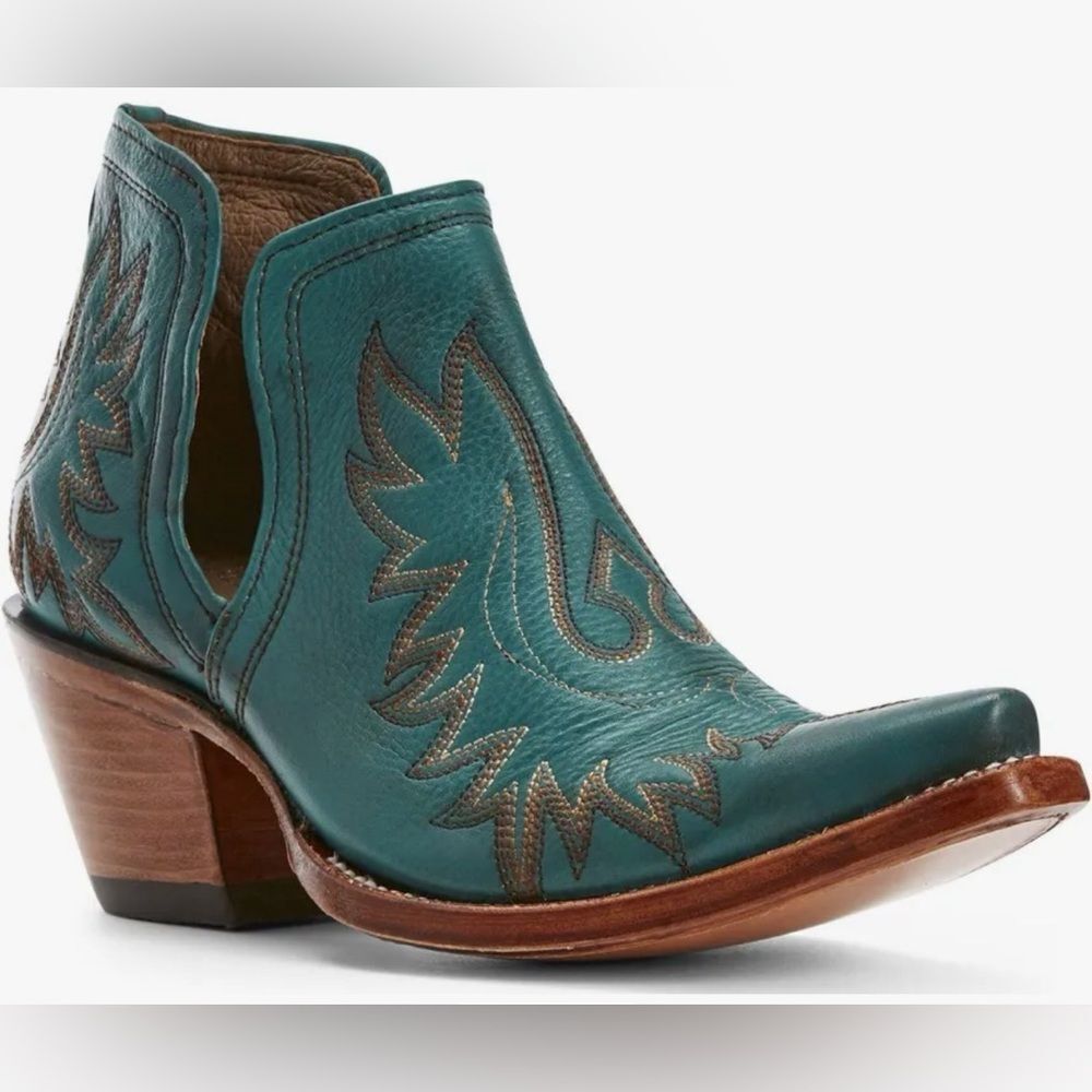 Ariat Dixon X Toe Western Boot Turquoise Western Ankle Booties size 6.5 B